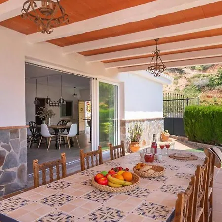 Villa El Nacimiento Nerja Almunecar