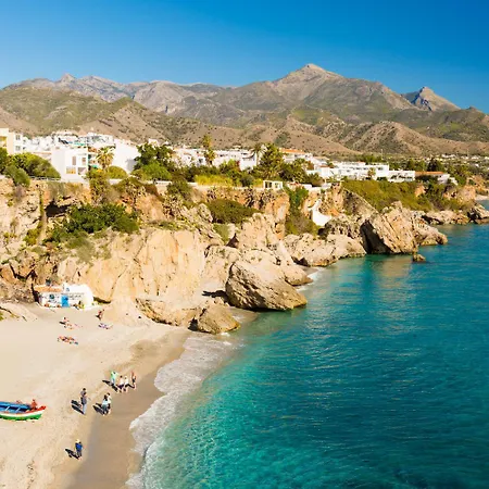 El Nacimiento Nerja Villa *